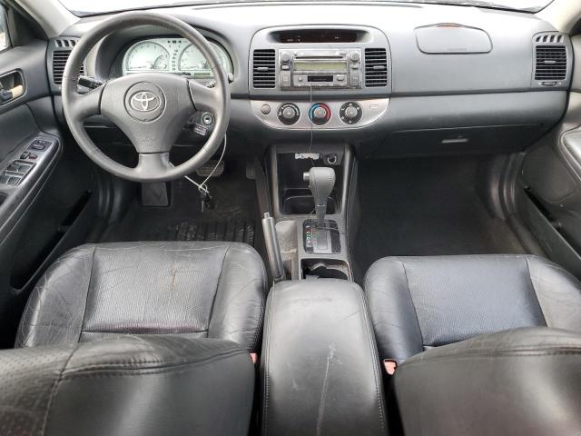 4T1BF30K52U539571 - 2002 TOYOTA CAMRY LE GREEN photo 8