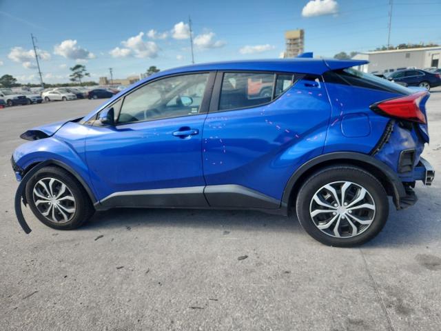 NMTKHMBXXKR082028 - 2019 TOYOTA C-HR XLE Bleu photo 2