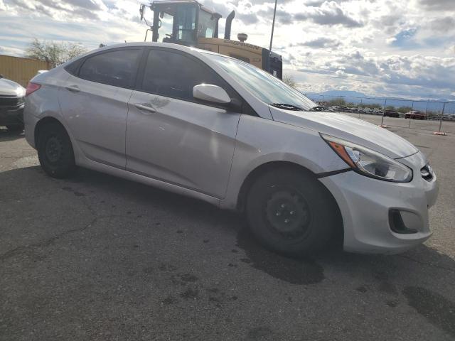 KMHCT4AE9GU024110 - 2016 HYUNDAI ACCENT SE SILVER photo 4