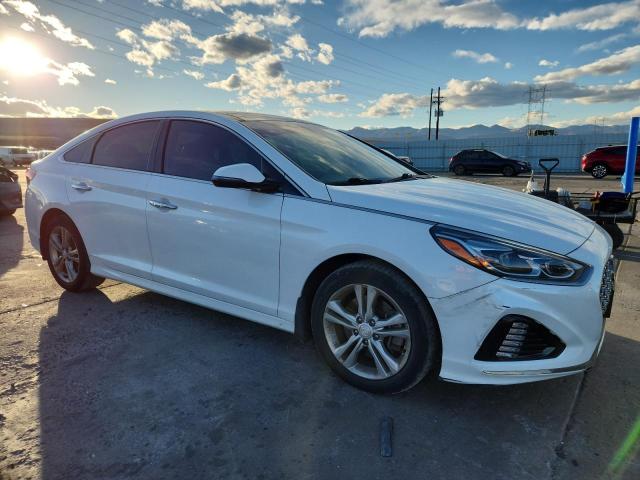 5NPE34AF6KH794757 - 2019 HYUNDAI SONATA LIMITED თეთრი ფოტო 4