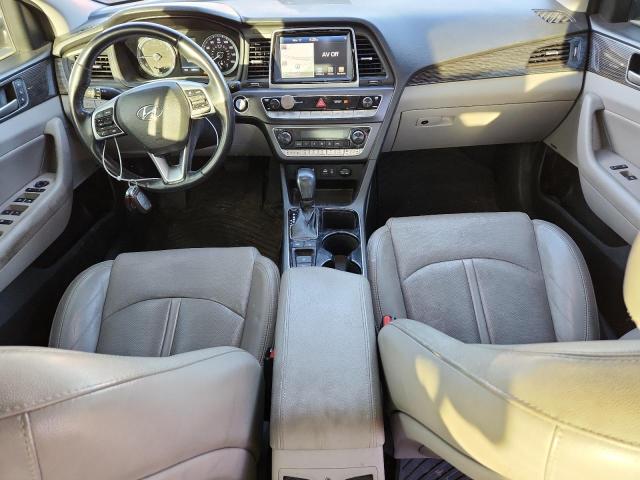 5NPE34AF6KH794757 - 2019 HYUNDAI SONATA LIMITED თეთრი ფოტო 8