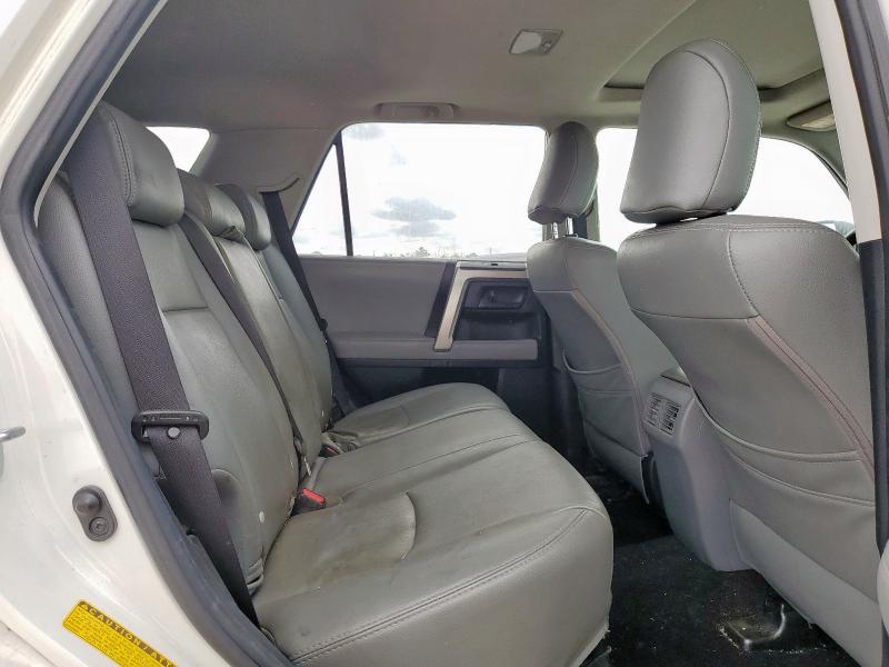 JTEBU5JR0A5019736 - 2010 TOYOTA 4RUNNER SR5 Weiß Foto 11