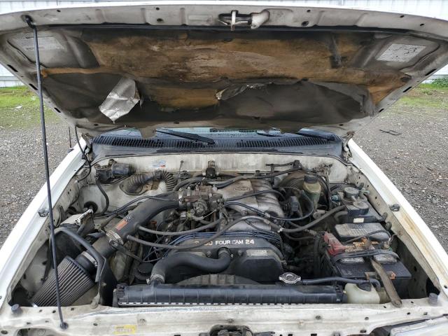 4TAWN72N4YZ612413 - 2000 TOYOTA TACOMA XTRACAB WHITE photo 11