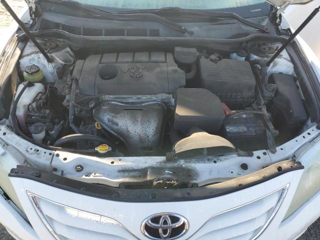 4T1BF3EK3BU635868 - 2011 TOYOTA CAMRY BASE WHITE photo 11