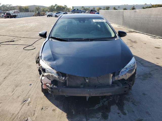 2T1BURHEXHC898562 - 2017 TOYOTA COROLLA L BLUE photo 5