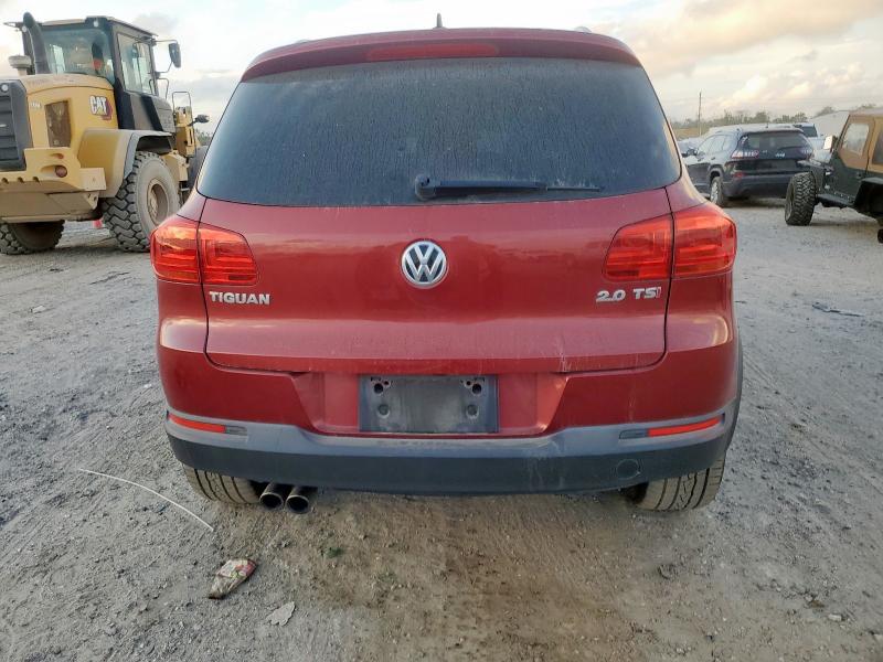 WVGAV7AX5DW035884 - 2013 VOLKSWAGEN TIGUAN S Czerwony zdjęcie 6