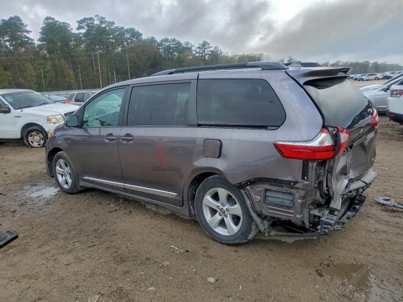 5TDKZ3DCXKS998811 - 2019 TOYOTA SIENNA LE BROWN photo 2