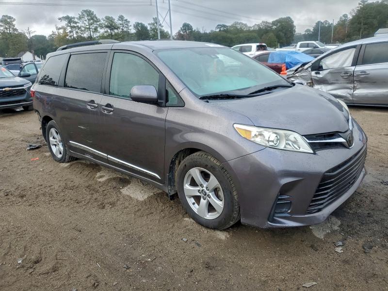 5TDKZ3DCXKS998811 - 2019 TOYOTA SIENNA LE BROWN photo 4