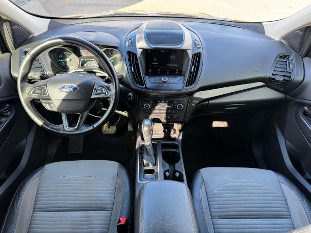 1FMCU9GD0KUB07801 - 2019 FORD ESCAPE SE GRAY photo 9