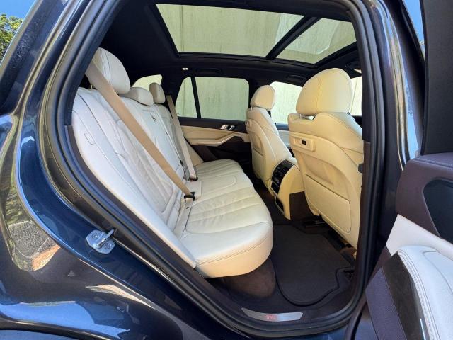 5UXCR6C55KLK82486 - 2019 BMW X5 XDRIVE40I GRAY photo 6