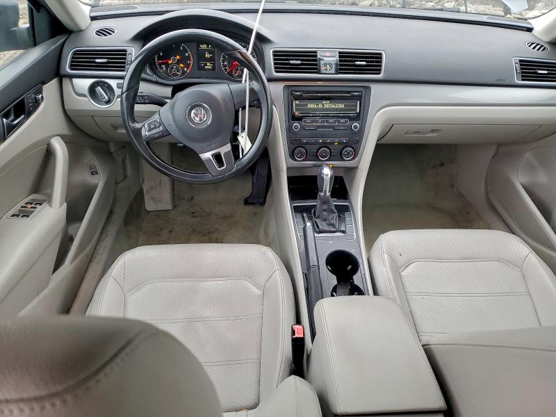 1VWAT7A33EC113876 - 2014 VOLKSWAGEN PASSAT S GRAY photo 8