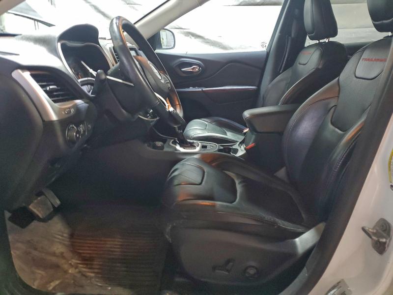 1C4PJMBS0GW104576 - 2016 JEEP CHEROKEE TRAILHAWK WHITE photo 7