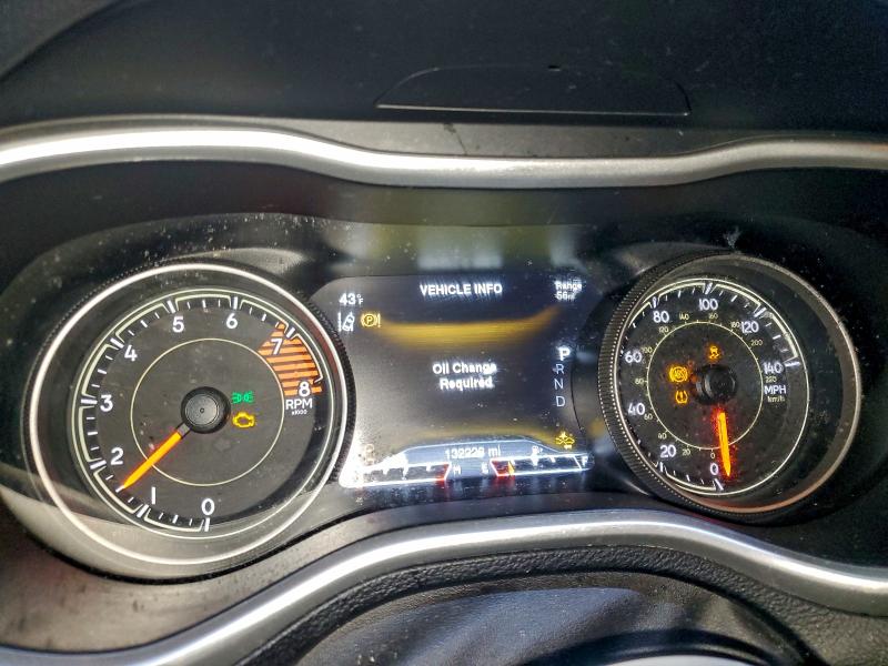 1C4PJMBS0GW104576 - 2016 JEEP CHEROKEE TRAILHAWK WHITE photo 9