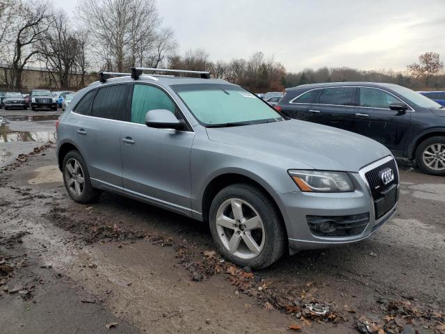 WA1LKAFP5AA086087 - 2010 AUDI Q5 PREMIUM PLUS SILVER photo 4