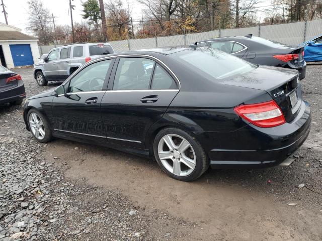 WDDGF8BB7BR134423 - 2011 MERCEDES-BENZ C 300 4MATIC BLACK photo 2