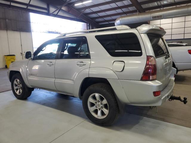 JTEBU14R458030117 - 2005 TOYOTA 4RUNNER SR5 银色 照片 2