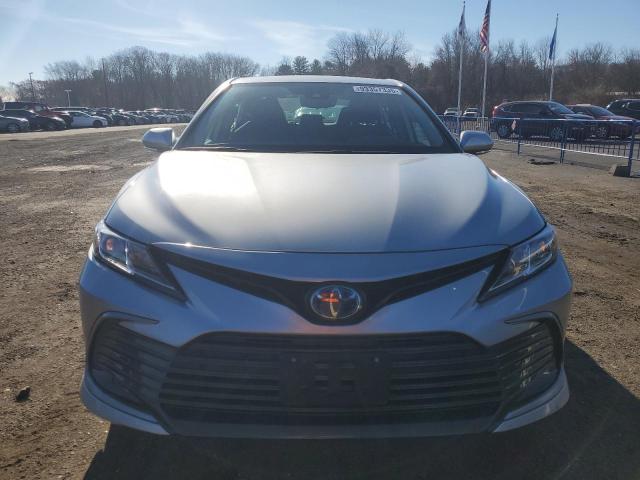 4T1C31AK0PU055024 - 2023 TOYOTA CAMRY LE SILVER photo 5