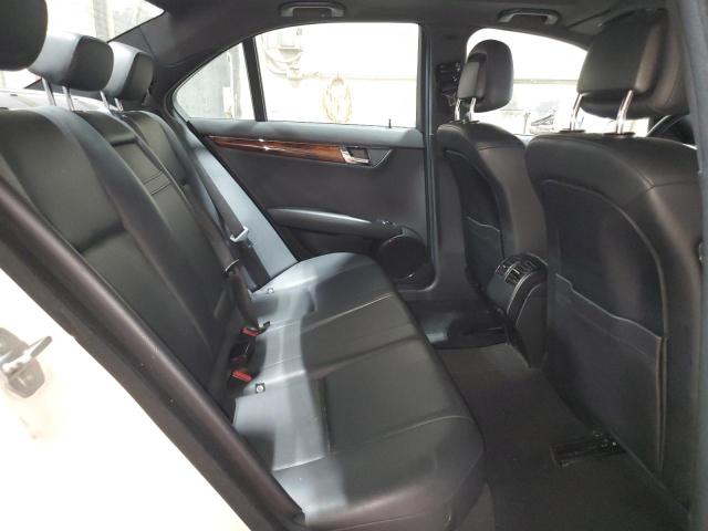 WDDGF5EB6BR174597 - 2011 MERCEDES-BENZ C 300 თეთრი ფოტო 10
