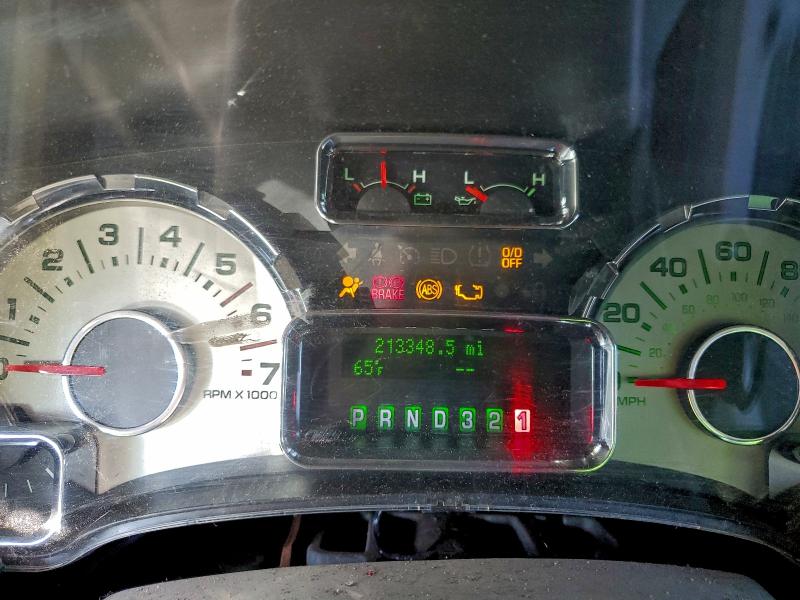 1FMFU16527LA80669 - 2007 FORD EXPEDITION XLT WHITE photo 9