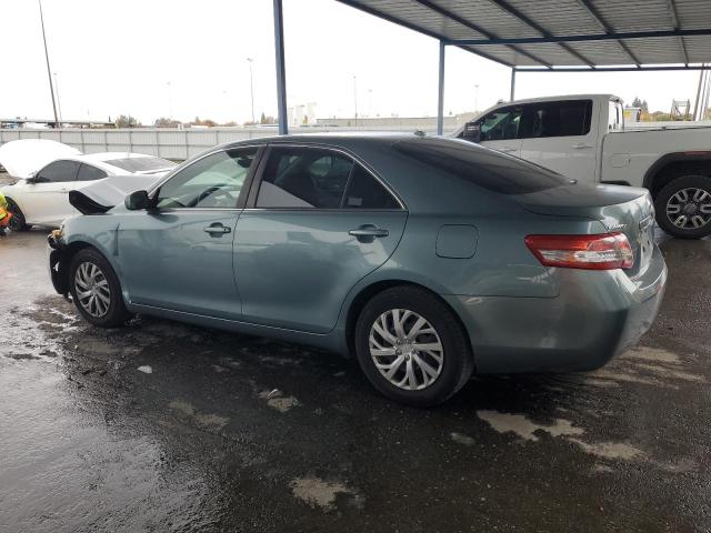 4T1BF3EK6AU532393 - 2010 TOYOTA CAMRY BASE TEAL photo 2