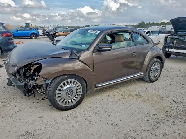 2013 VOLKSWAGEN BEETLE, 