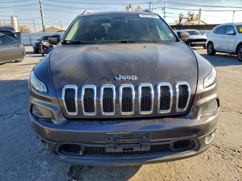 1C4PJLCB7GW206837 - 2016 JEEP CHEROKEE LATITUDE 灰色 照片 5