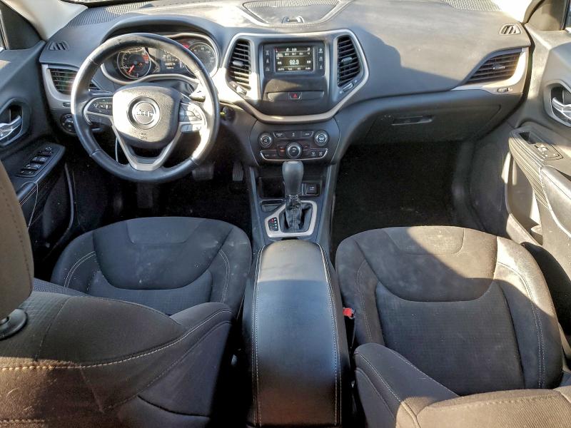 1C4PJLCB7GW206837 - 2016 JEEP CHEROKEE LATITUDE 灰色 照片 8