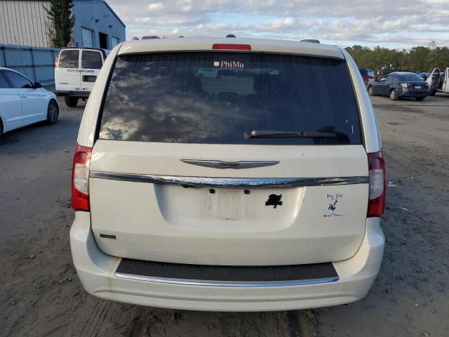 2C4RC1BGXDR784553 - 2013 CHRYSLER TOWN & COU TOURING WHITE photo 6