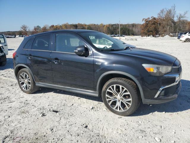 JA4AP3AU1GZ049338 - 2016 MITSUBISHI OUTLANDER ES BLACK photo 4