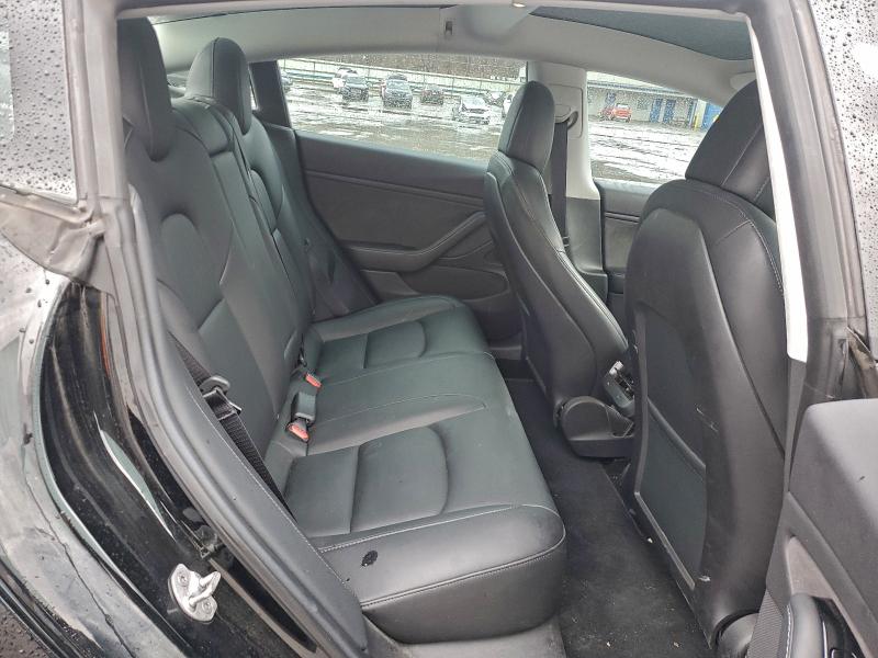 5YJ3E1EB4KF231034 - 2019 TESLA MODEL 3 შავი ფოტო 10