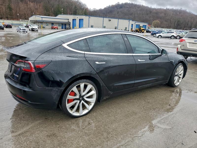 5YJ3E1EB4KF231034 - 2019 TESLA MODEL 3 შავი ფოტო 3