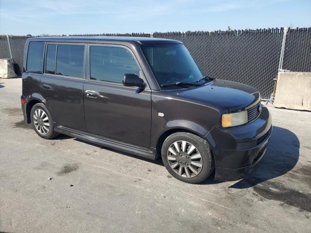 JTLKT324064118217 - 2006 TOYOTA SCION XB BLACK photo 4