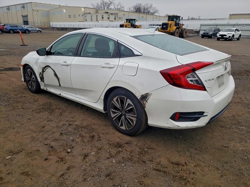 19XFC1F30JE200989 - 2018 HONDA CIVIC EX Biały zdjęcie 2