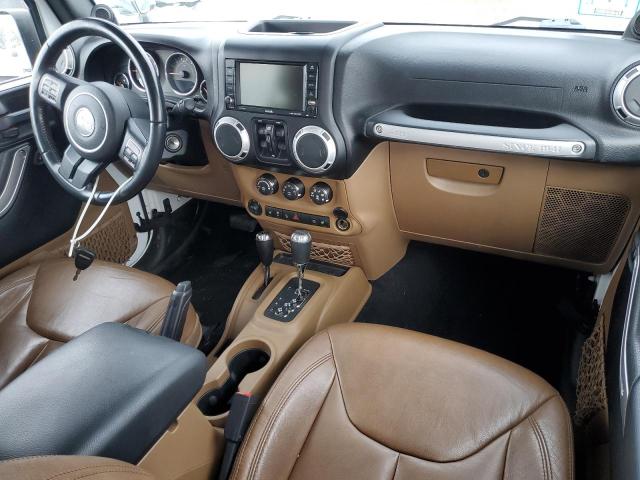 1C4HJWEG8EL103262 - 2014 JEEP WRANGLER U SAHARA 白色 照片 8