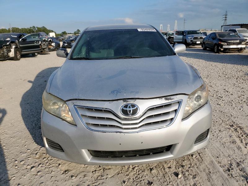 4T4BF3EK7BR215603 - 2011 TOYOTA CAMRY BASE SILVER photo 5