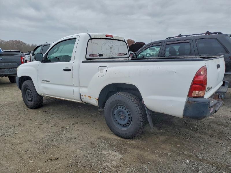 5TENX22N56Z215419 - 2006 TOYOTA TACOMA WHITE photo 2