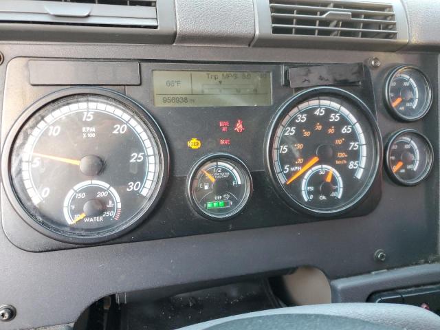 1FUJGLDV5FLGH5266 - 2015 FREIGHTLINER CASCADIA 1 GRAY photo 8