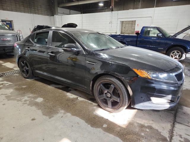 5XXGM4A79DG114265 - 2013 KIA OPTIMA LX BLACK photo 4