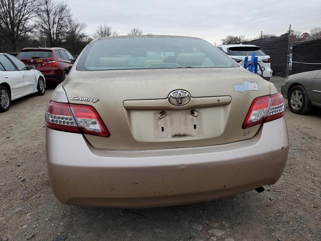 4T1BF3EK0BU603752 - 2011 TOYOTA CAMRY BASE ذهبي صورة 6