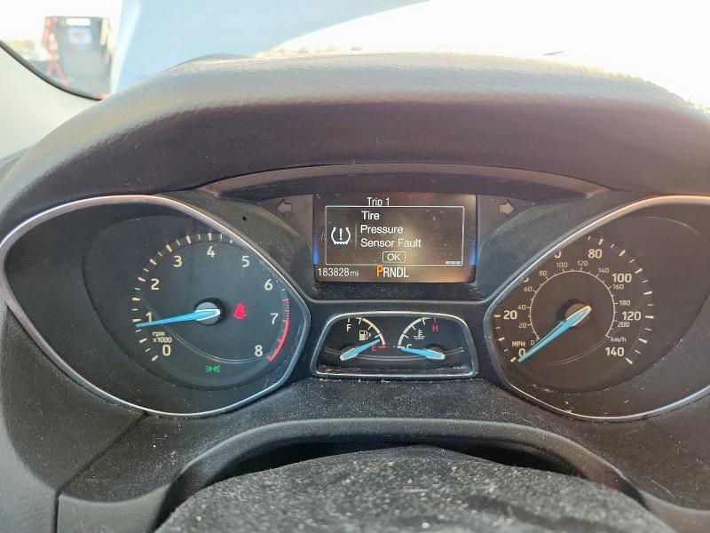 1FADP3E24GL306853 - 2016 FORD FOCUS S SILVER photo 9