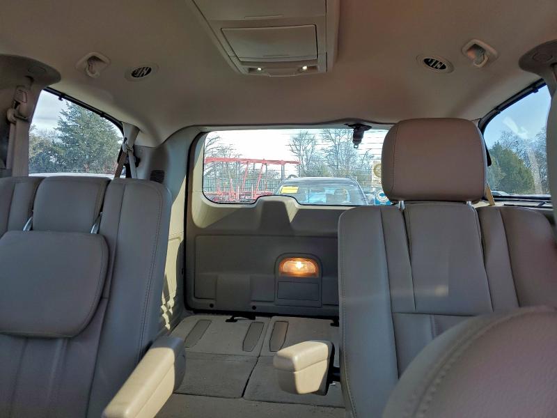 2C4RC1BG4GR112864 - 2016 CHRYSLER TOWN & COU TOURING 红色 照片 10