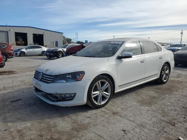 2015 VOLKSWAGEN PASSAT SE, 