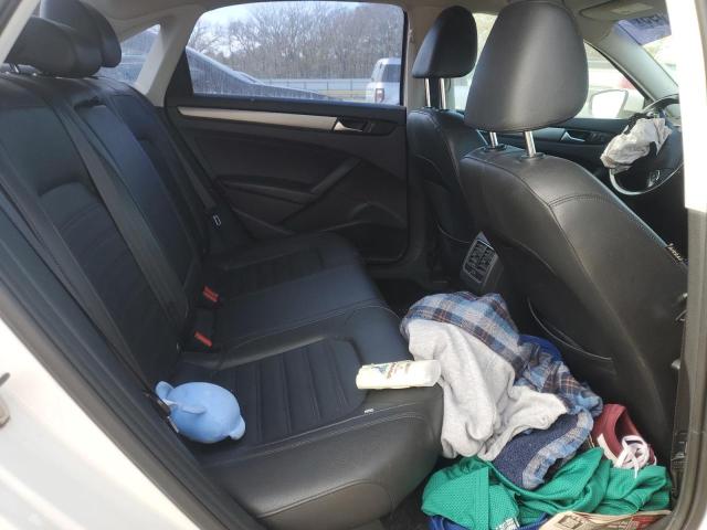 1VWBT7A30FC056994 - 2015 VOLKSWAGEN PASSAT SE 白色 照片 10