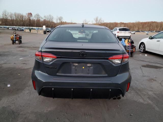 5YFS4MCE5PP162721 - 2023 TOYOTA COROLLA SE Schwarz Foto 6