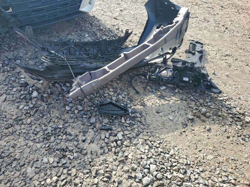 2T3F1RFV6SW522032 - 2025 TOYOTA RAV4 LE 灰色 照片 13