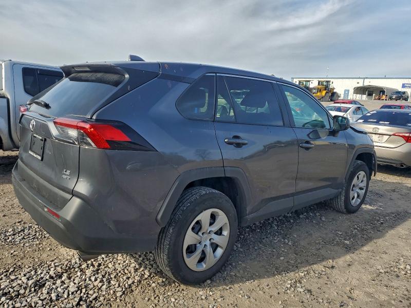 2T3F1RFV6SW522032 - 2025 TOYOTA RAV4 LE 灰色 照片 3