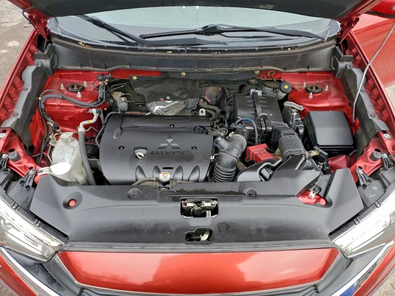 JA4AP3AU9HZ001071 - 2017 MITSUBISHI OUTLANDER ES RED photo 12