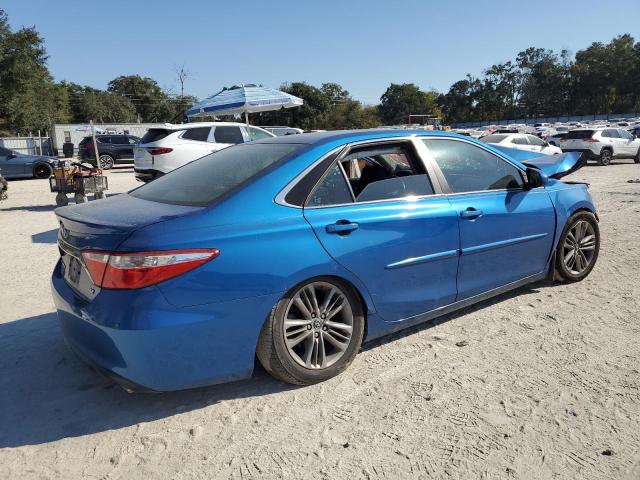 4T1BF1FK0HU685820 - 2017 TOYOTA CAMRY LE BLUE photo 3