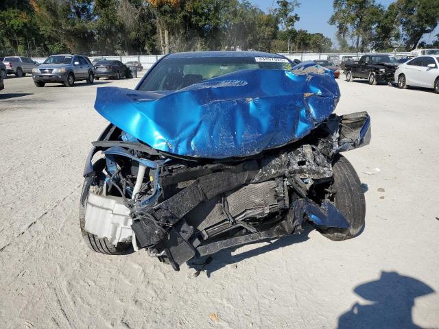 4T1BF1FK0HU685820 - 2017 TOYOTA CAMRY LE BLUE photo 5