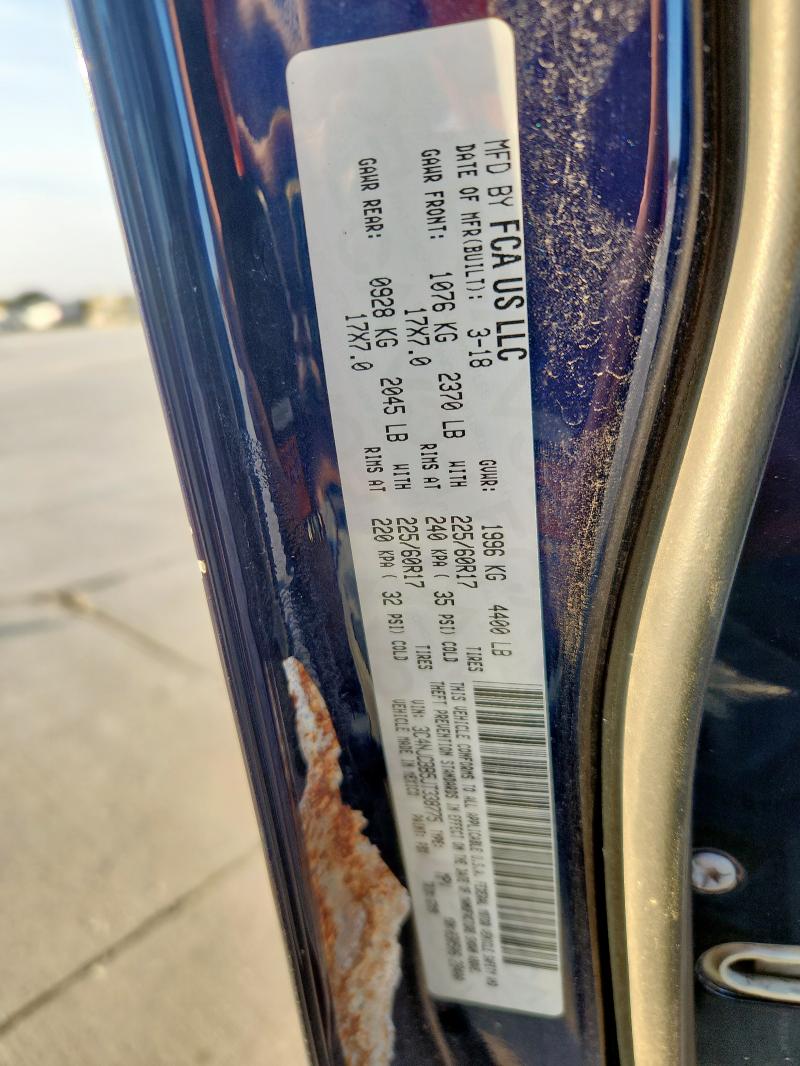 3C4NJCBB5JT338775 - 2018 JEEP COMPASS LATITUDE 蓝色 照片 12